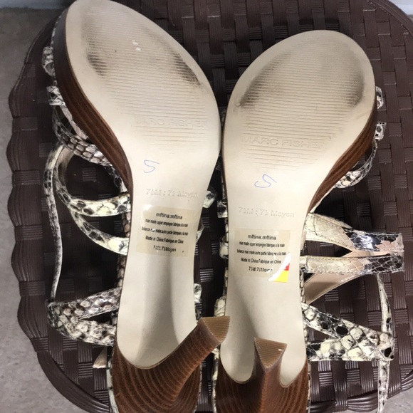 Shoes - Picture 4 of 4